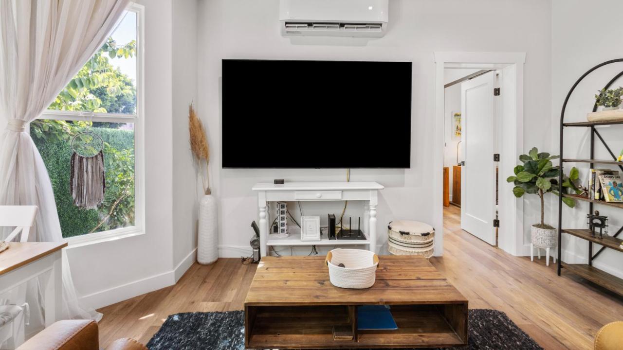 Newly Remodeled Beautiful 2Br Flat In Atwater Village Glendale Ngoại thất bức ảnh